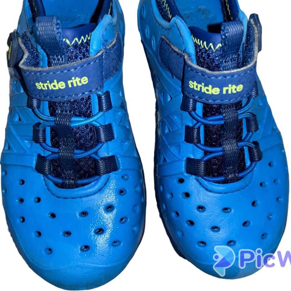 - Stride Rite Made 2 Play Shoes Size 10 - Picture 7 of 9